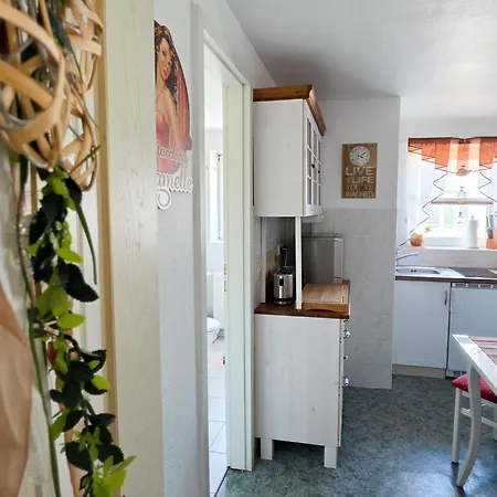 Апартаменты Sommernest - Ruhige Dachgeschosswohnung Mit Balkon